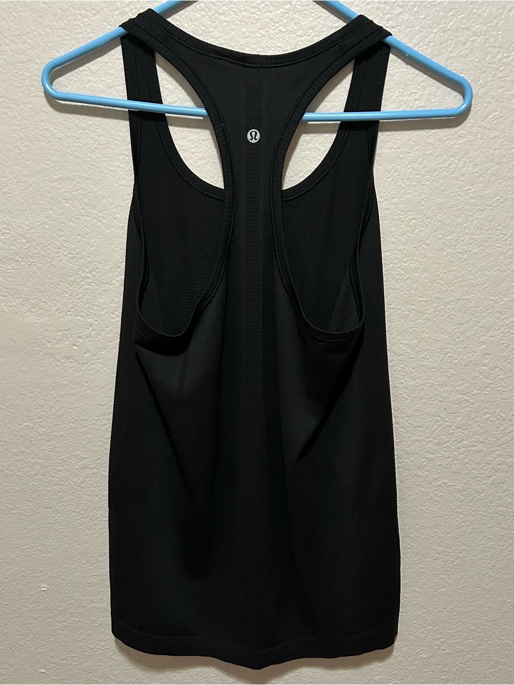 Lululemon Swiftly Tech Racerback Tank Black Size 8 Seamless Running - Picture 5 of 5